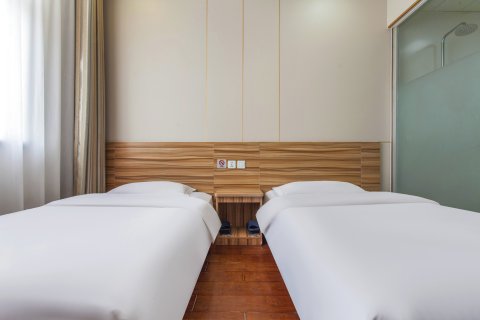 雅客e家快捷酒店(石家庄鹿泉店)