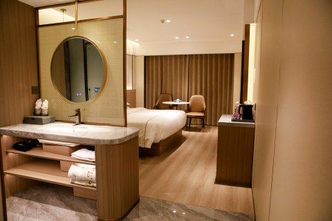 馨缘主题酒店(溆浦火车站店)