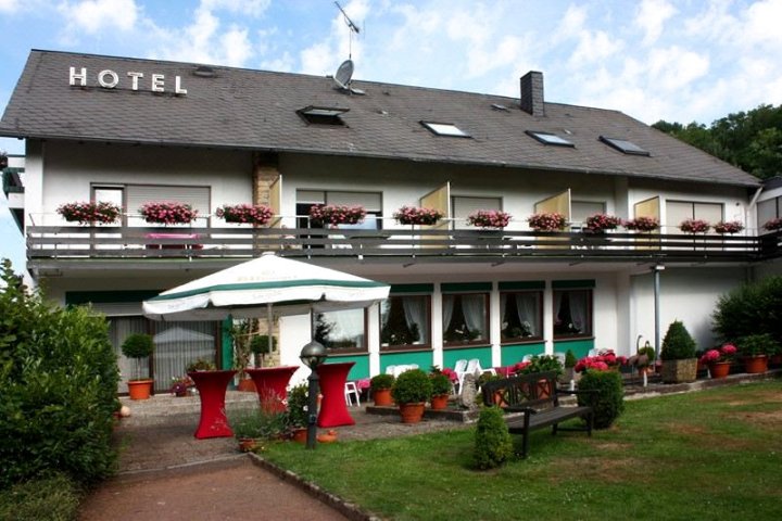 兰伯提艾菲尔酒店(Eifel Hotel Lamberty)
