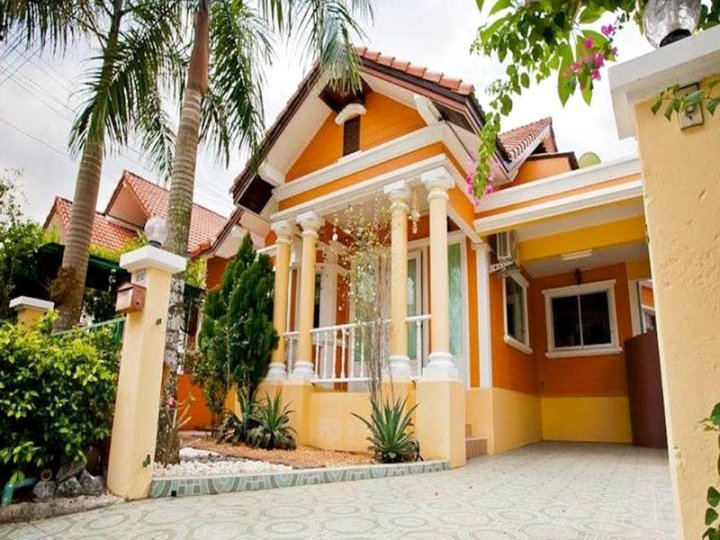 芭提雅布萨巴三卧室别墅(Budsaba 3 Bedroom Villa Pattaya)