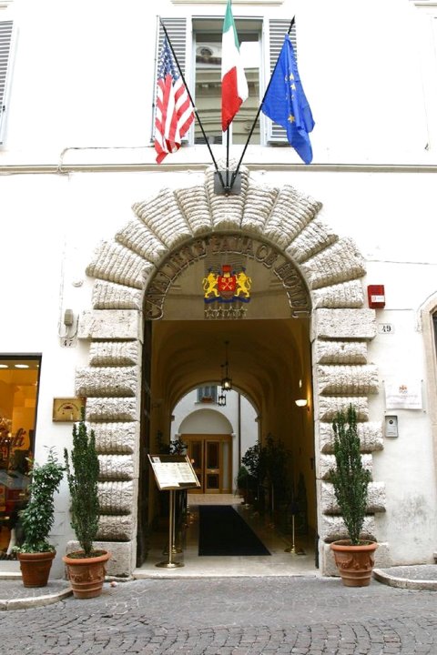 卡瓦利尔宫酒店(Cavaliere Palace Hotel)