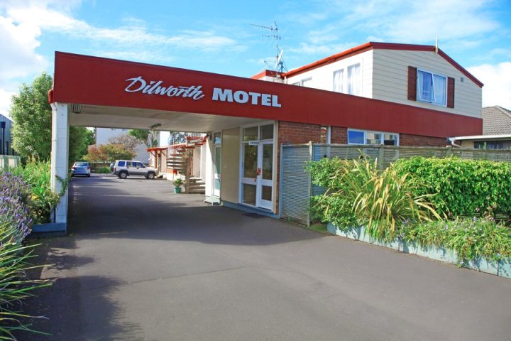 迪尔沃思汽车旅馆(Dilworth Motel)
