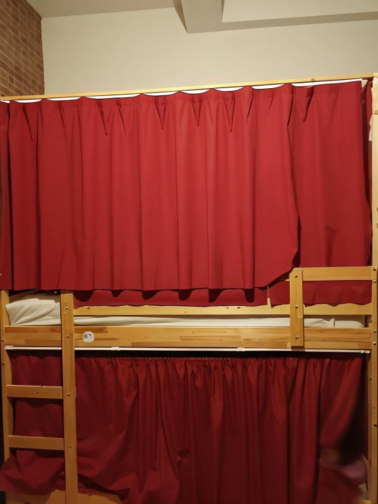 Bed 10 in a 6-Bed mixed dormitory