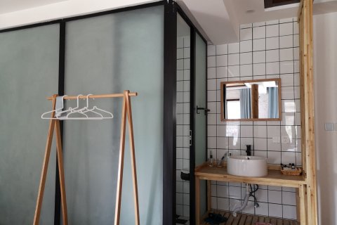 康定稞马山居民宿(新都桥店)