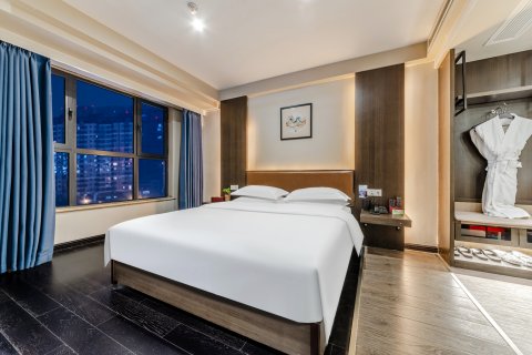 壳子假日智能酒店(成都西站青羊万达店)