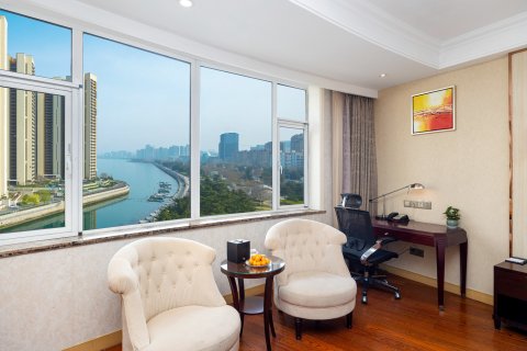 威海抱海大酒店(威海公园刘公岛店)