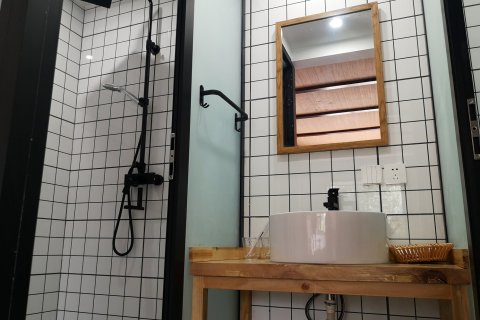 康定稞马山居民宿(新都桥店)