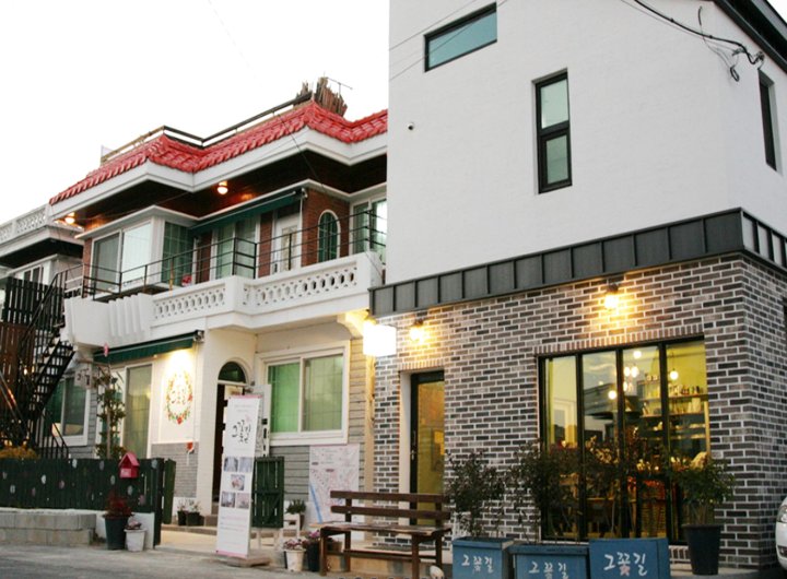 花朵大道旅馆 - 青年旅舍(The Flower Road Guesthouse - Hostel)