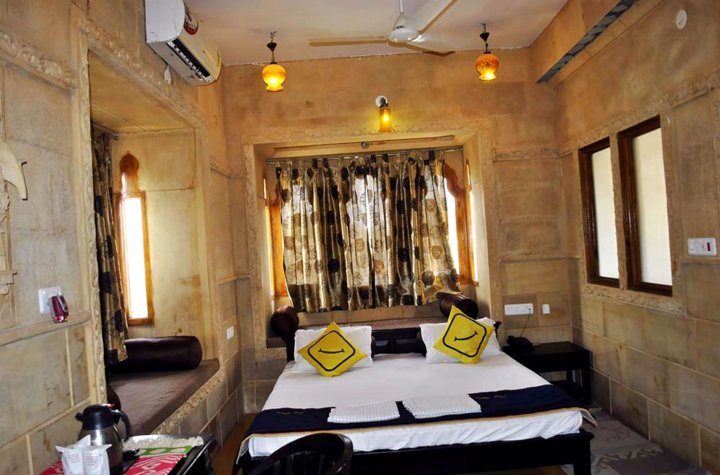 吉塔阿斯兰维斯塔酒店(Vista Rooms at Geeta Ashram)