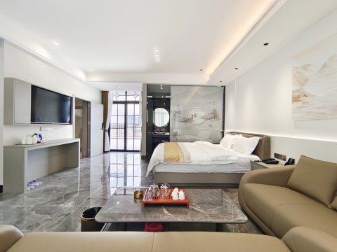 泰然居(茂名油城十路名雅东城店)