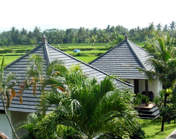 特朗布兰别墅酒店(Terang Bulan Cottages)