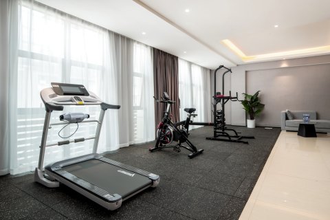 明月湖酒店(百色龙景街道环球商业中心店)