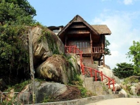 通塔潘度假酒店(Thongtapan Resort)