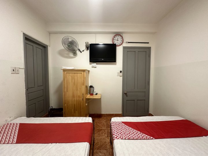 卡马林高级酒店(Camarin Prime Hotel)