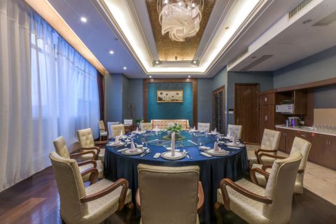 宁国伯爵王朝大酒店