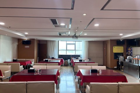 扬子水都连锁宾馆(阿克苏太百店)