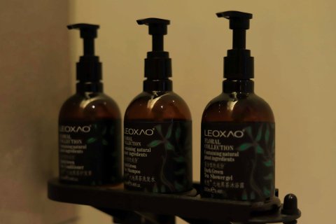 小金新四姑娘山庄(双桥沟景区店)