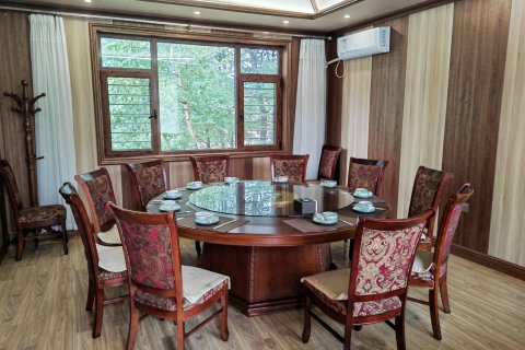 桓仁边石哈达生态农庄