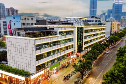 深圳金福林酒店(上梅林梅村地铁站店)