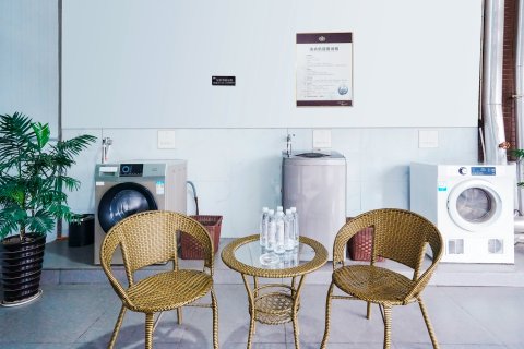 希悦酒店(怀化高铁南站体育中心店)