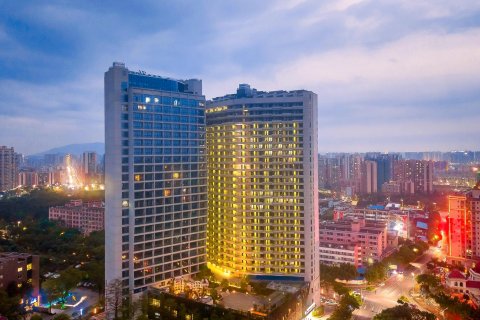 清远中凯华府假日酒店