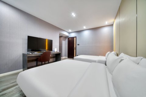 泊印致选酒店(启东人民中路店)