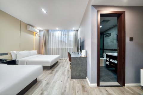 泊印致选酒店(启东人民中路店)