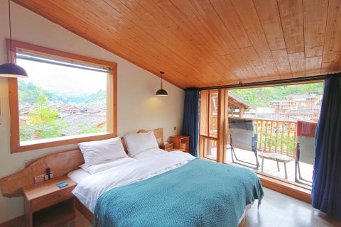 肇兴侗寨自在.山居野奢连锁客栈