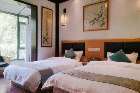 花筑·南京不老村原舍民宿 (老山国家森林公园店)