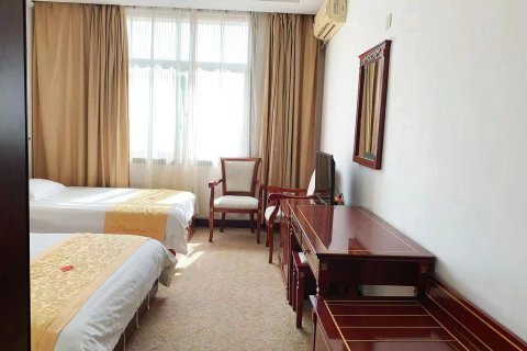 寰宇大酒店(沂水东方购物中心长安南路店)