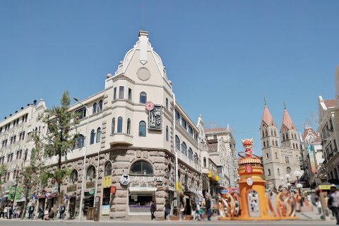 邂逅·暖里轻智能酒店(青岛栈桥天主教堂店)