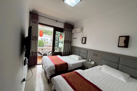 镇远一山一水河景民宿