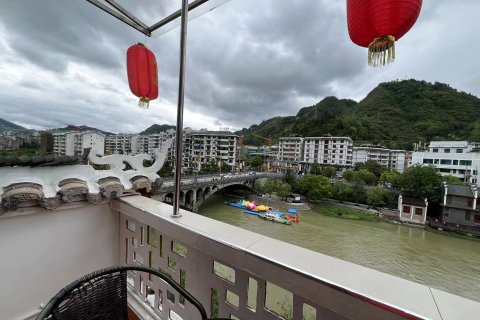 镇远一山一水河景民宿