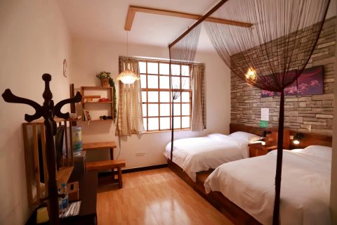 昭通宽窄巷子假日酒店