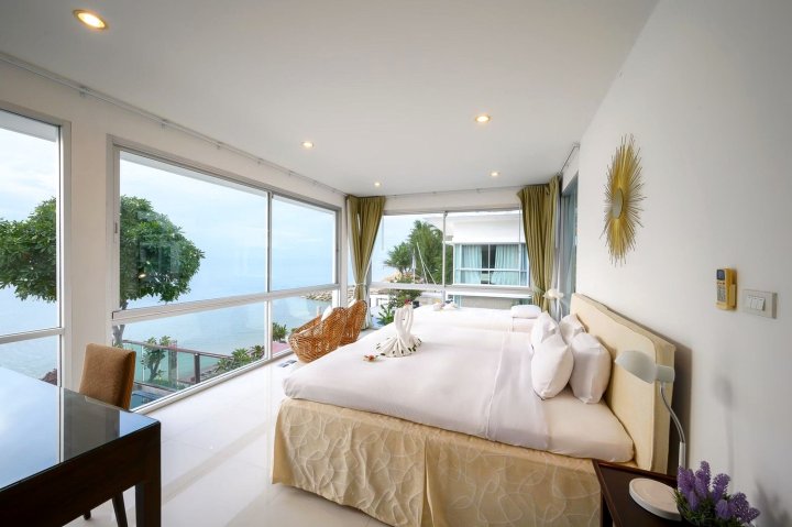 Beachfront Cozy Breathtaking 4BR Villa I Top Pick - VVH38.3(Beachfront Cozy Breathtaking 4BR Villa I Top Pick - VVH38.3)