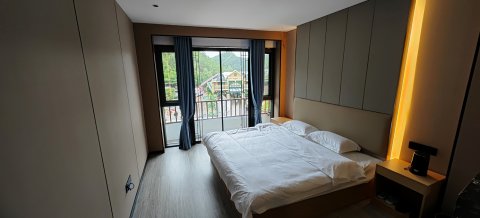 大新德天馨怡客栈