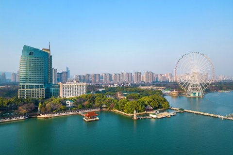 无锡君来湖滨饭店