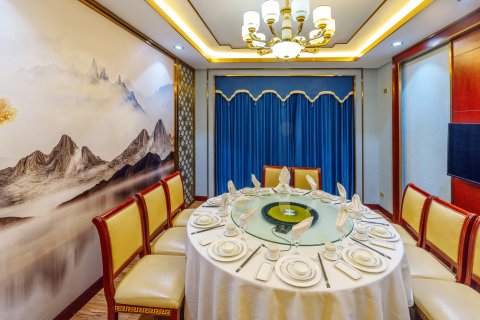 林芝玉膳府大酒店