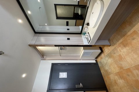 伊宁伊畔艺术酒店(伊犁河风景区店)