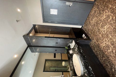 伊宁伊畔艺术酒店(伊犁河风景区店)