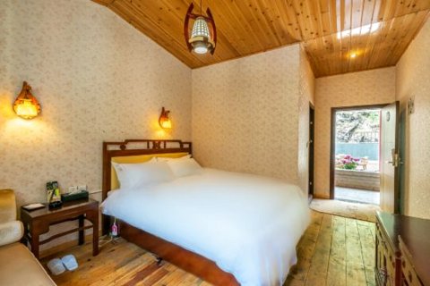 雅江蜀渝商务酒店