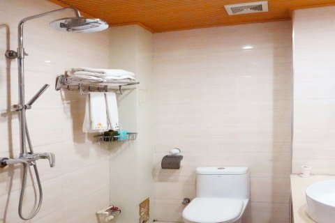 汇泉丽都酒店(奎屯友好商场红旗小吃街店)