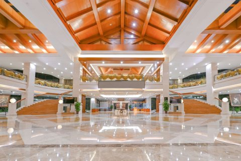 瑞丽景成地海温泉度假中心