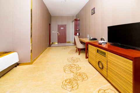 汇泉丽都酒店(奎屯友好商场红旗小吃街店)