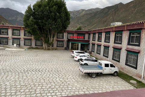 扎央宗桑耶宾馆