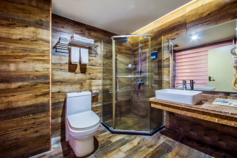 邵阳华逸名都大酒店(高铁站店)