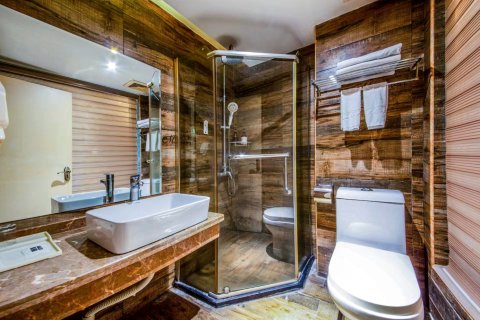 邵阳华逸名都大酒店(高铁站店)