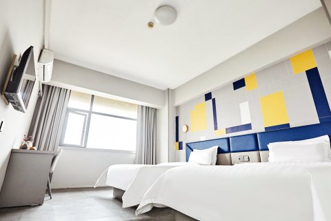 7天酒店(郑州二七广场人民路地铁站店)