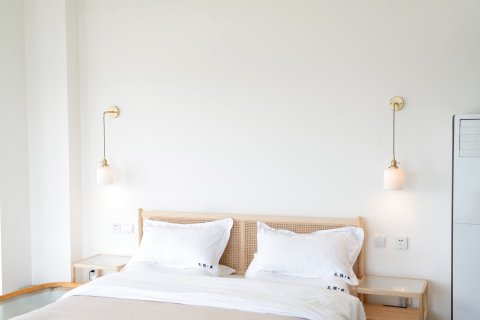 大理瓦猫云海景庭院客栈