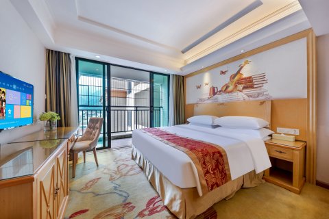 沐云假日酒店 (清远古龙峡店)